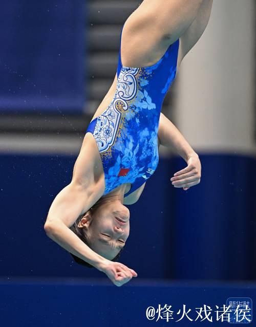 李亚杰力克群雄，摘得全运会女子1米跳板跳水冠军